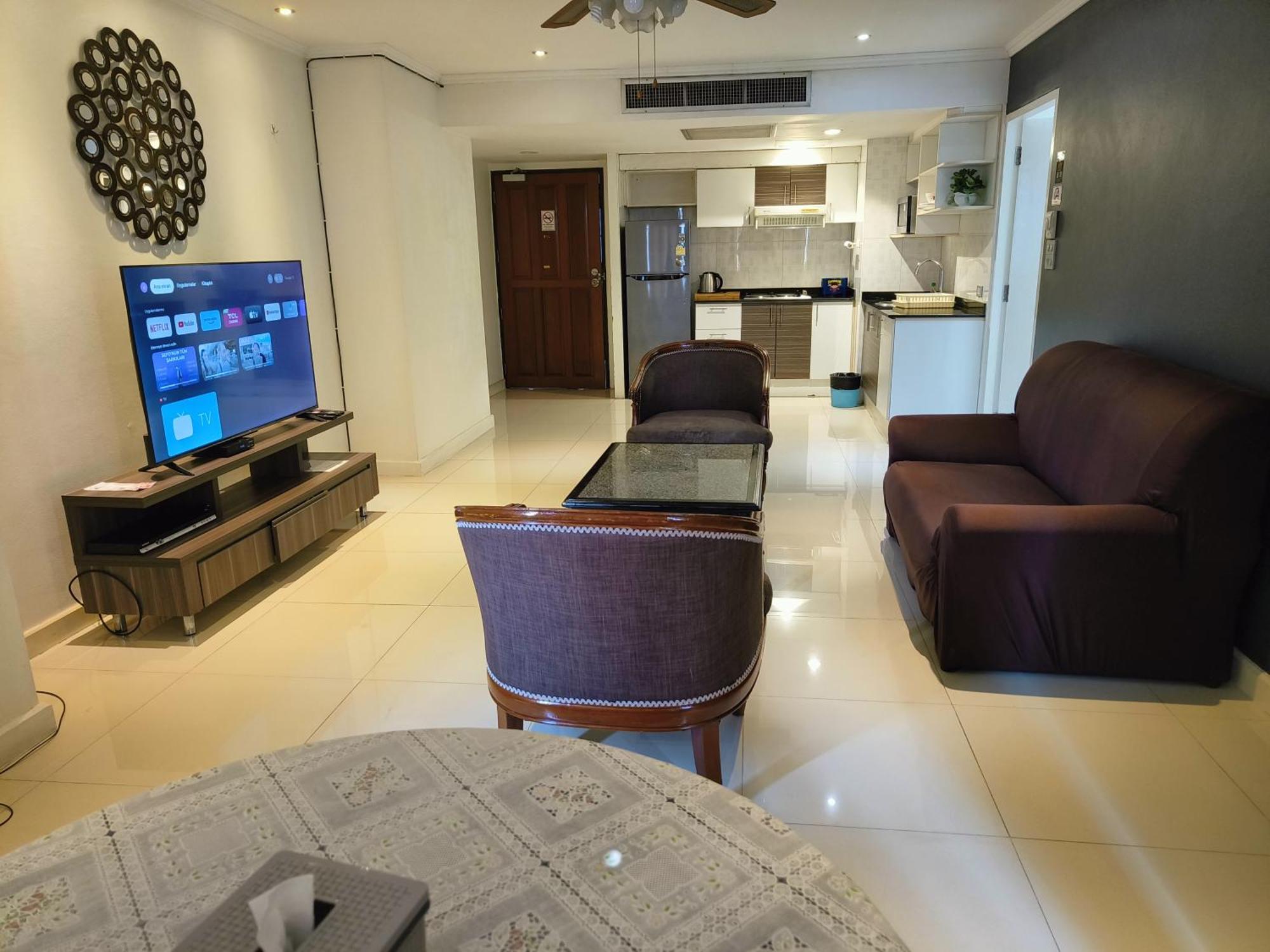 Omni Tower Sukhumvit Soi 4 Direct Apartment Bangkok Exterior photo