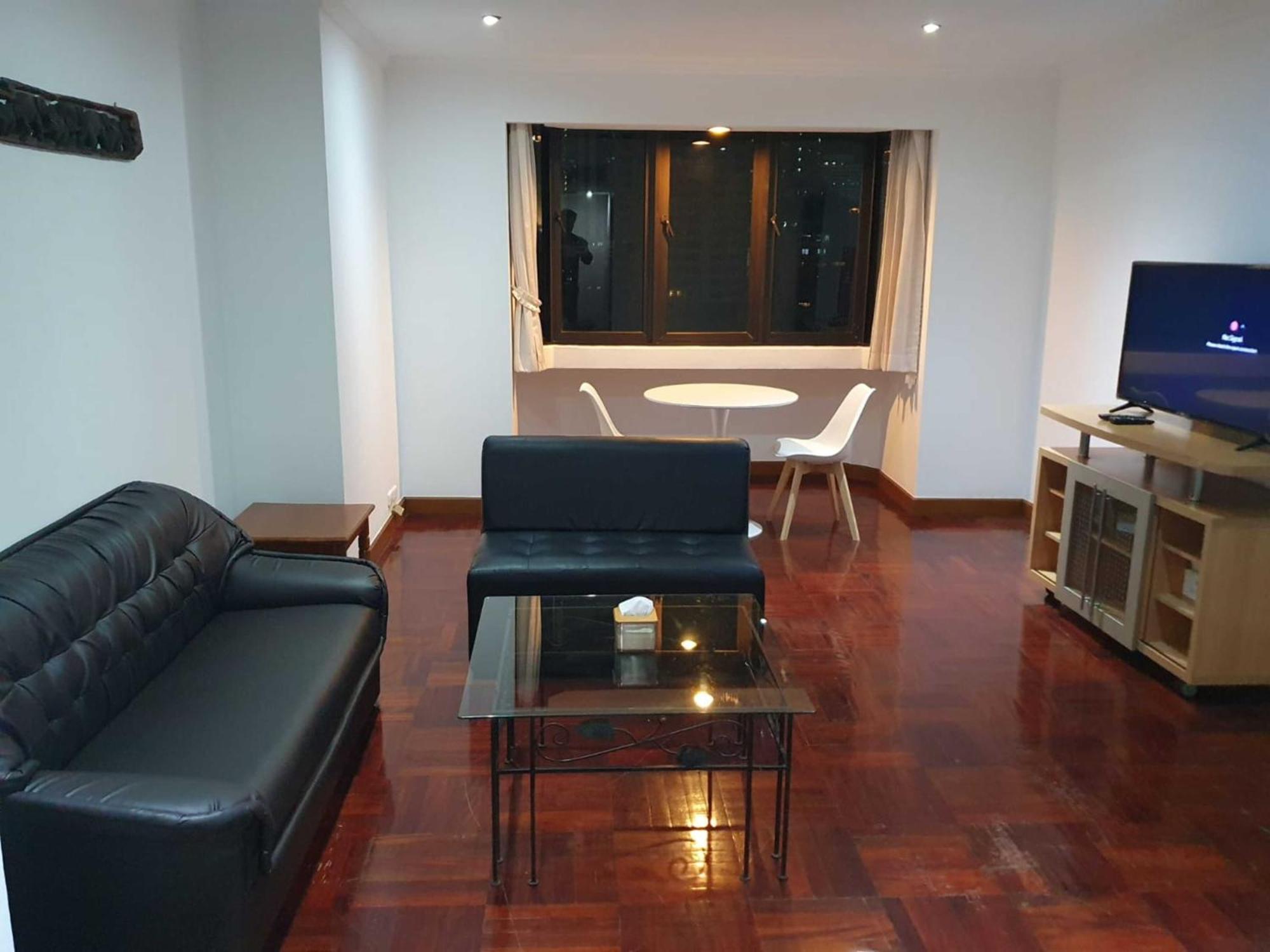 Omni Tower Sukhumvit Soi 4 Direct Apartment Bangkok Exterior photo